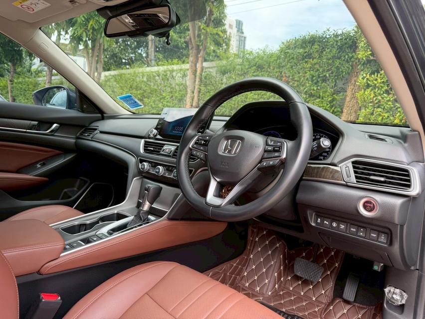รหัสรถ AP2244 #Honda #Accord 2.0 eHEV TECH Top  ปี 22  สีเทา 11