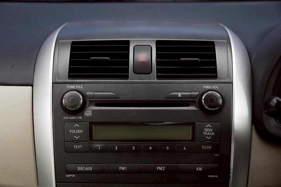 TOYOTA COROLLA ALTIS 1.6 E 13