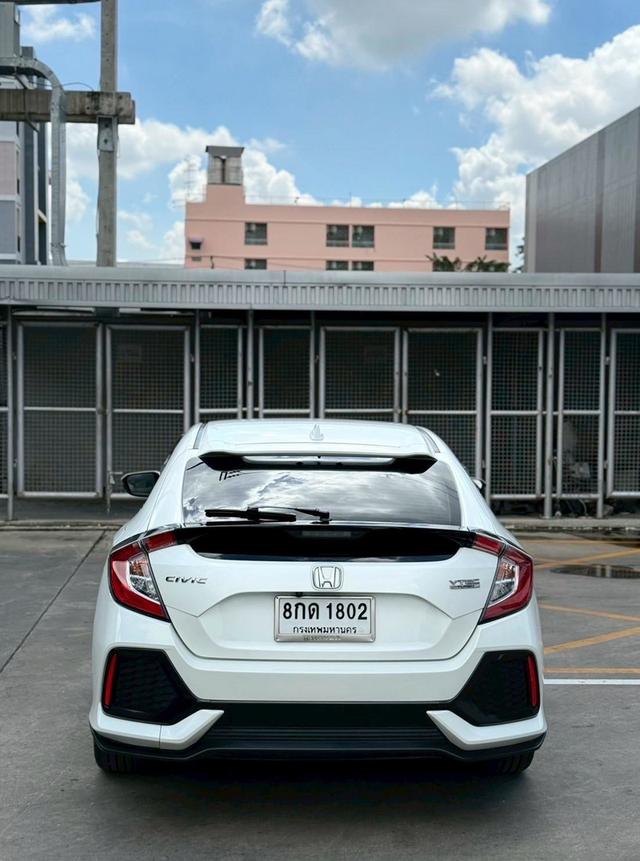 HONDA CIVIC 1.5 TURBO HATCHBACK TOP ปี2019 สีขาว มือเดียว 5