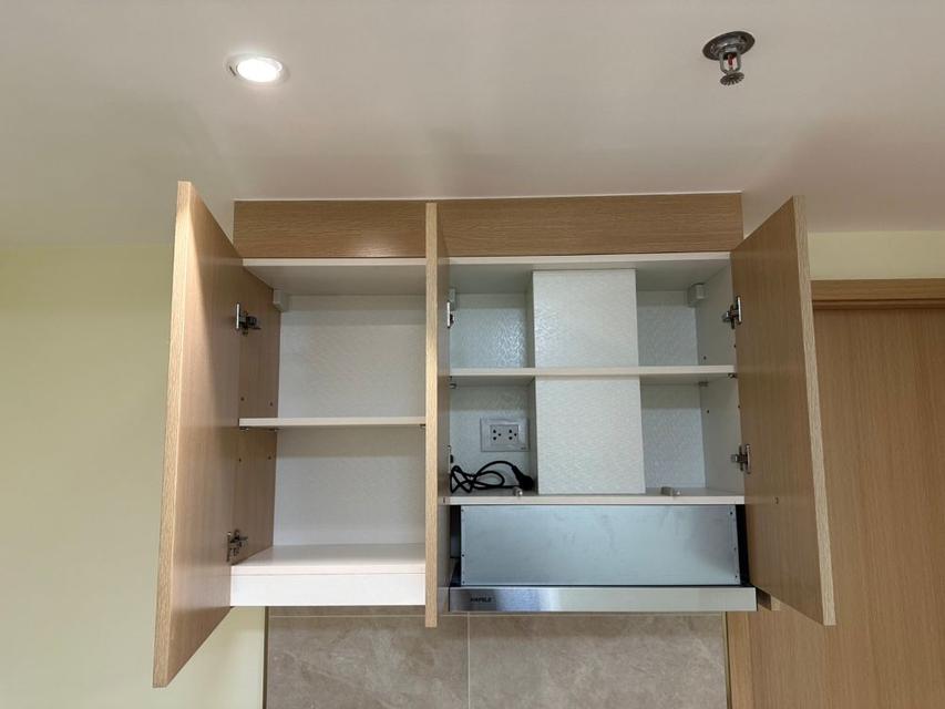 ขายคอนโด รีเกิล สาทร-นราธิวาส ชั้น 8 ทำเลดี เดินทางสะดวก 12