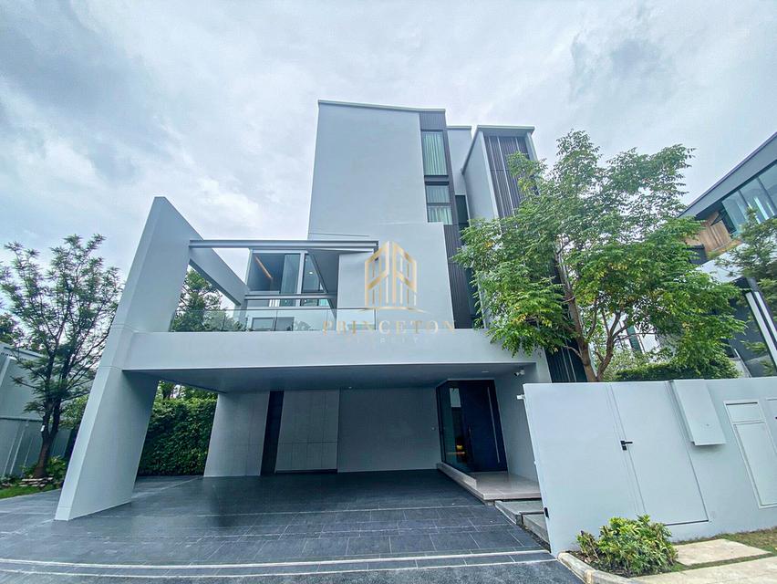 Luxury House For Sale VIVE Krungthep Kreetha Next To Wellington School 20
