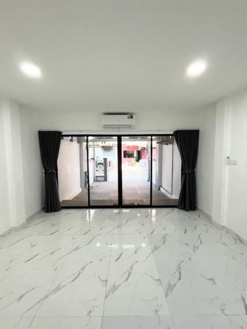 T26-654 ให้เช่า ทาวน์เฮ้าส์ - ชั้นที่ 1 25000 บาทต่อเดือน 1 ตร.วา 2