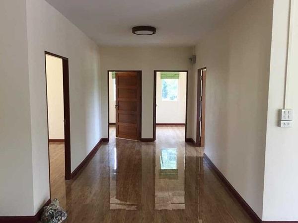 ให้เช่าบ้านเดี่ยว พื้นที่ 1 ไร่ อ.พนัสนิคม จ.ชลบุรี ใกล้ร้านสะดวกซื้อ 7/11 มินิบิ๊กซี โลตัส ซีเจ โทร 0879556066 10