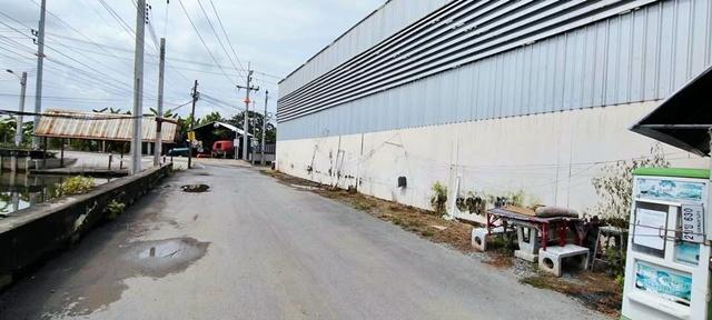 เมกะบางนา 4.5 กม. ทางด่วนกาญจนา ให้เช่าโกดัง หัวมุม พร้อมที่จอดรถ โกลบอลเฮ้าส์ เทพารักษ์ 2.8กม. 414 ตร.ม.104 ตร.วา. 3