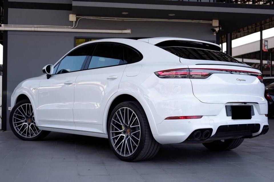 Porsche Cayenne Coupe E-Hybrid 3.0 V6 Turbo 2020 สีขาว รูปที่ 3