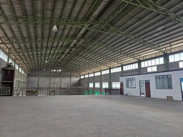 ให้เช่าโรงงาน ขนาดใหญ่ ทำเลดี พื้นที่สีส้ม ใจกลางแหล่งอุตสาหกรรม ใกล้นิคมอมตะนคร พานทอง ชลบุรี พร้อมใช้งาน มีใบอนุญาต รง 5