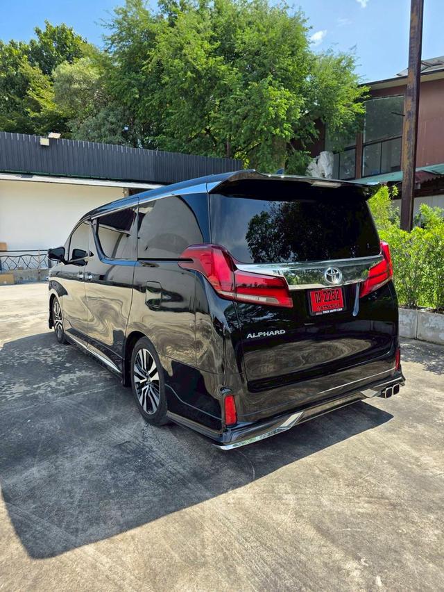 Toyota ALPHARD 2.5SC PACKAGE สีดำ ปี 2022 ไมล์ 40,000 กม.  4