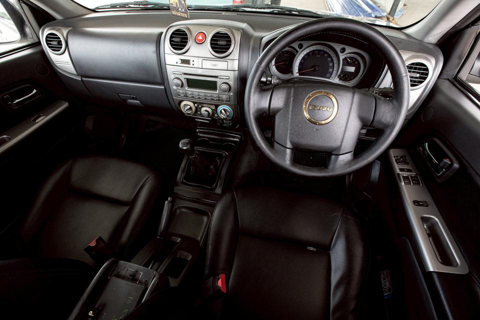 Isuzu D-Max Hi-Lander Cab 2.5 iTEQ ปี 2008 สีเทา สวยสภาพดี 15