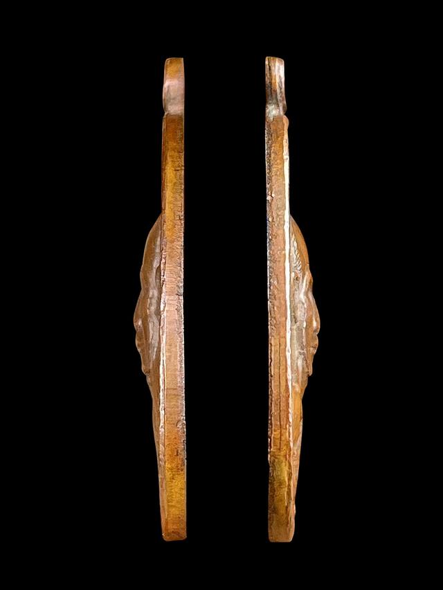 เหรียญหลวงพ่อเกษม เขมโก ปี17 เนื้อทองแดง กองพันลำปาง