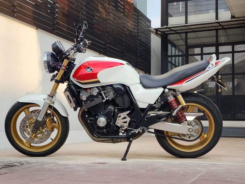 Honda CB400 Vtec รถสวยพร้อมออกทริป