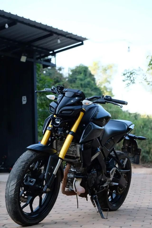 รถพร้อมใช้งาน  Yamaha MT15 2