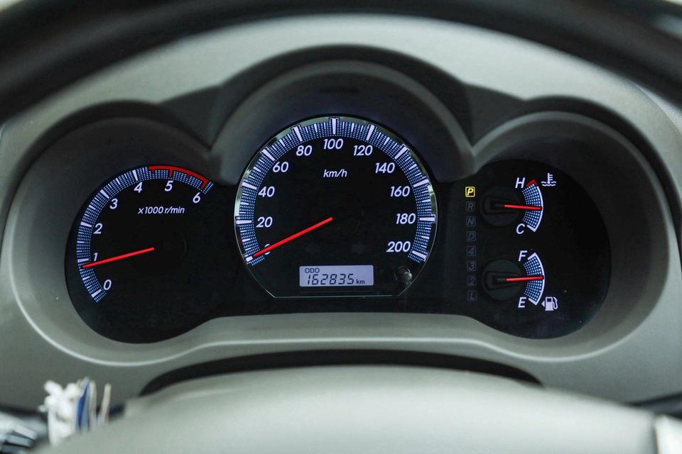 TOYOTA FORTUNER 3.0 V 2WD 2012SUV 7 ที่นั่ง เครื่อง 3000 VNT แรง ทน ซ่อมง่าย รูปที่ 9