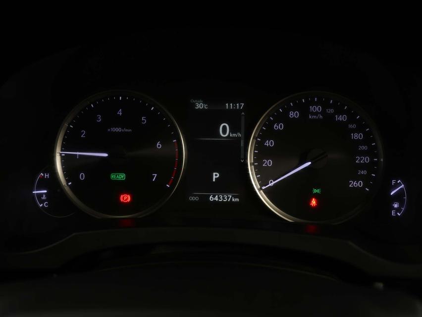2023 Lexus IS300h 2.5 (ปี 13-26) Luxury Sedan AT B4304 รูปที่ 2
