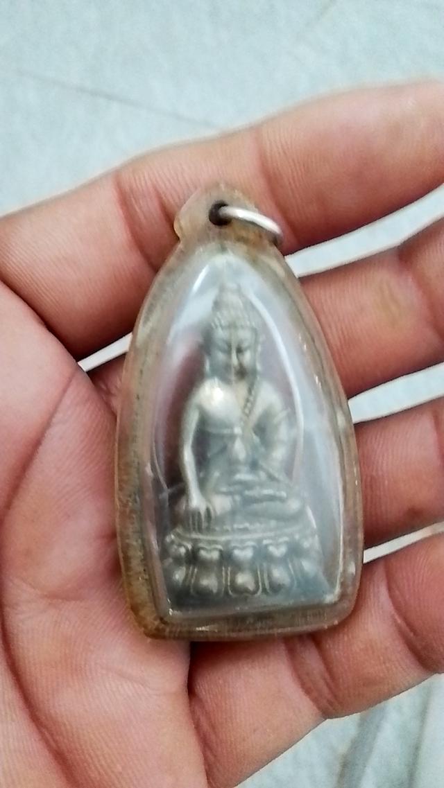 พระเครื่องยอดนิยมพระกุลพบุรีเหรียญนิยม 9