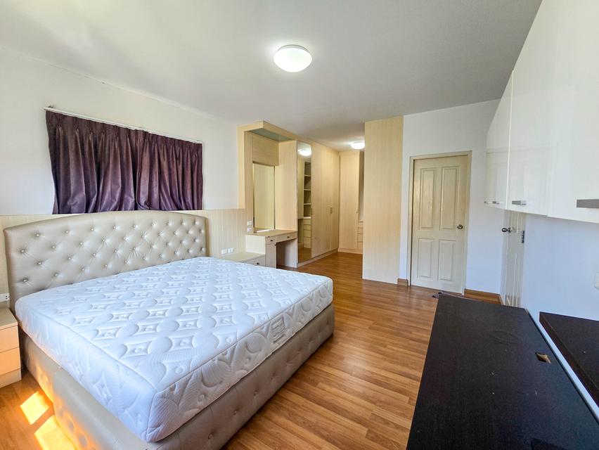 ให้เช่า บ้านเดี่ยว 2 ชั้น หมู่บ้าน เฮ้าส์ ออฟ เดอะ คานารี่ – สวนเสือศรีราชา บ้านสวย เฟอร์นิเจอร์บิ้วอิน พร้อมเครื่องใช้ไฟฟ้าครบ จอดรถได้ 2 คัน พร้อมเข 11