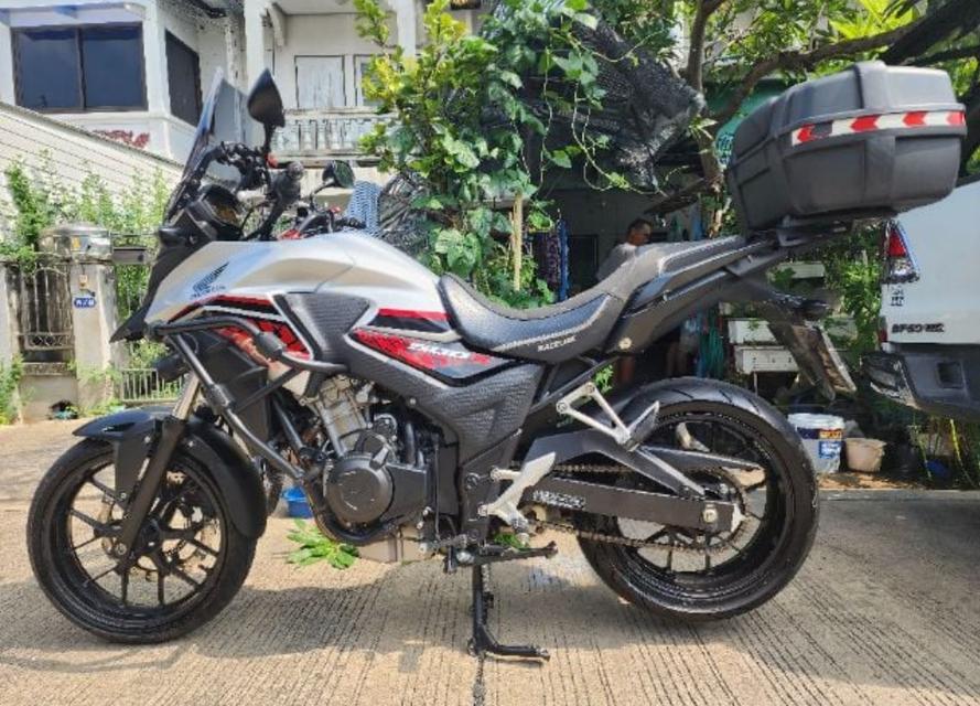 Honda CB500X 2018 สีเงิน 2