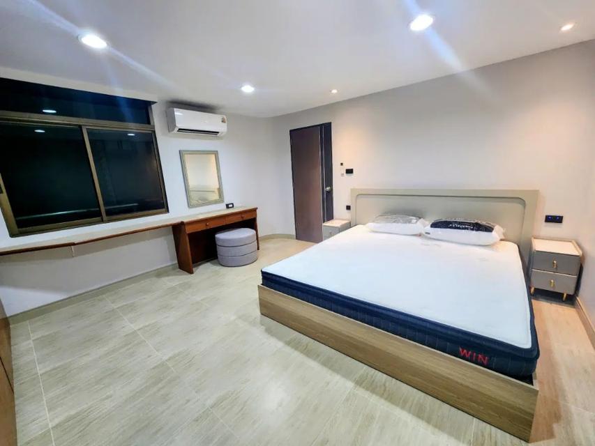 ให้เช่าประตูน้ำเพรสตีจ คอนโดมิเนียม ชั้นสูงวิวเมือง ใจกลางประตูน้ำ – รีโนเวทใหม่ ยังไม่เคยเข้าอยู่! 5