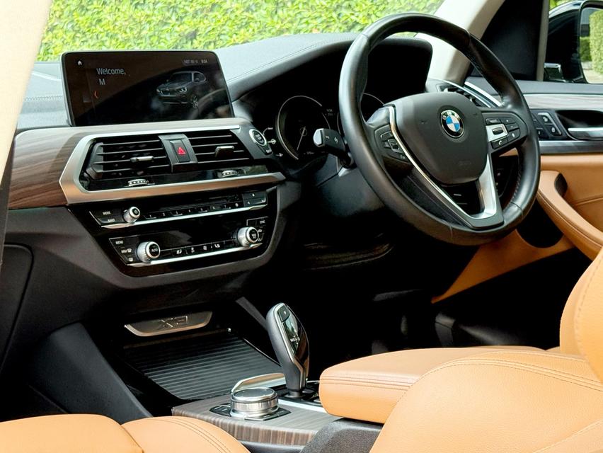 2020 BMW X3 20D G01 รถมือเดียวป้ายแดง รถวิ่งน้อย เข้าศูนย์ทุกระยะ รถมีSI Package และ Extended warranty เหลืออีกนานครับ รถไม่เคยมีอุบัติเหตุครับ 11