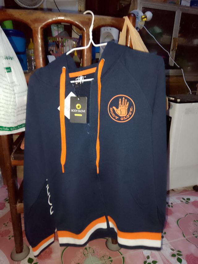 เสื้อแจ็คเก็ตป้ายห้อย