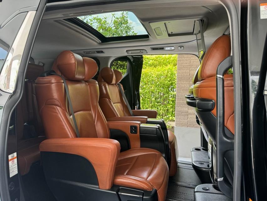  2018 Toyota Alphard 2.5 SC Package รหัส AVA8120 16