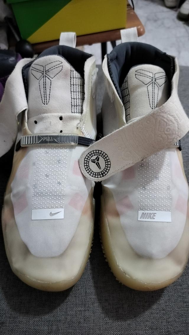 รองเท้ามือ2 8