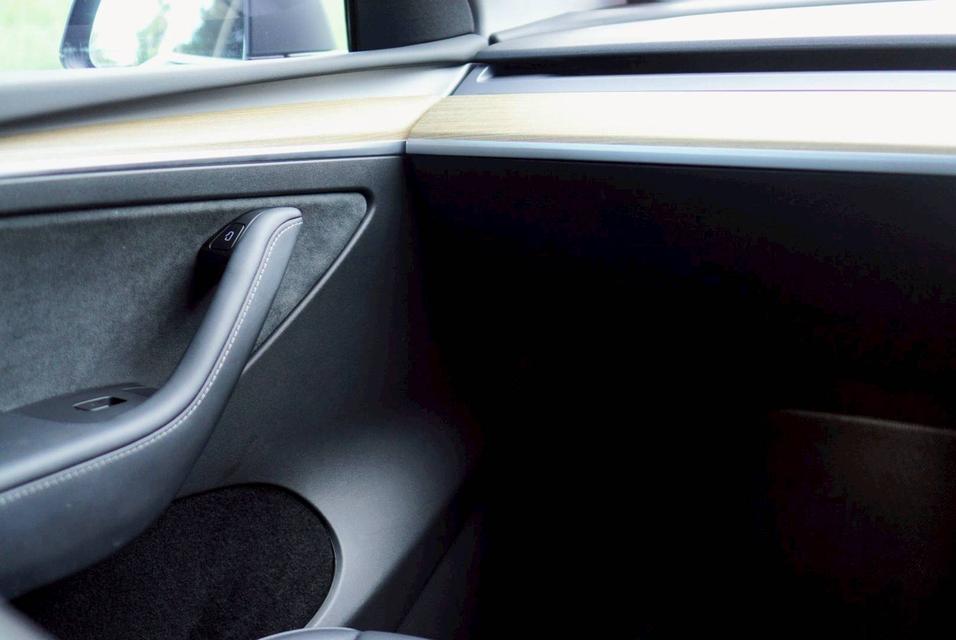 ⚡️Tesla Model Y Long Range ปี 2023 ราคาเพียง 890,000 บาท รถศูนย์ Tesla ThailandWarranty Baterry ถึง 11/5/2031 (หรือ192,000km) รูปที่ 11