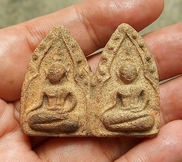 พระขุนแผนพลายคู่กรุบ้านกร่าง