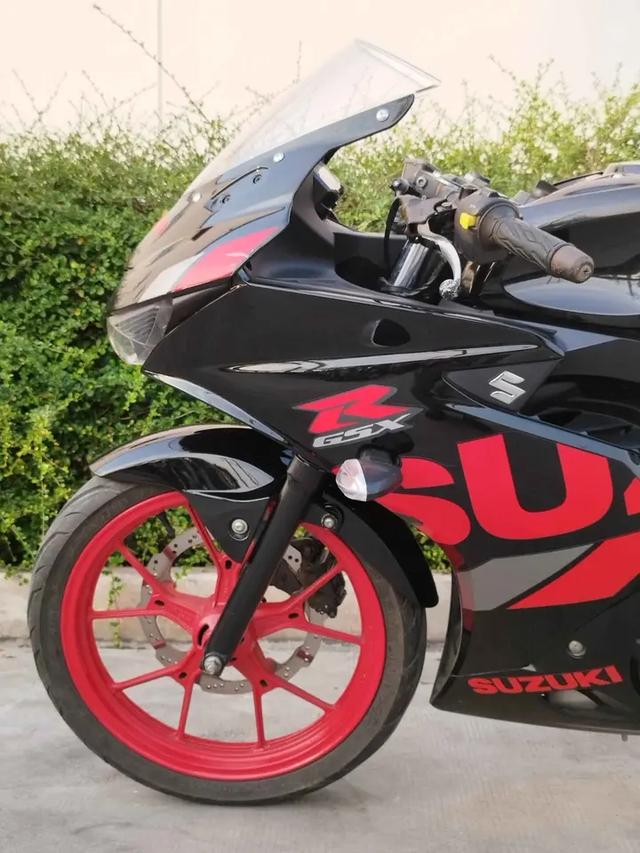 ส่งต่อเครื่องสวยราคาดี Suzuki GSX-R150 3