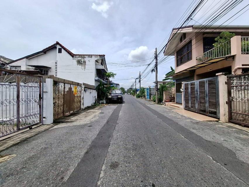ขายบ้าน 2 ชั้น แถวดอนเมือง หมู่บ้านปิ่นเจริญ 3 สรงประภา 14 แยก 2 3