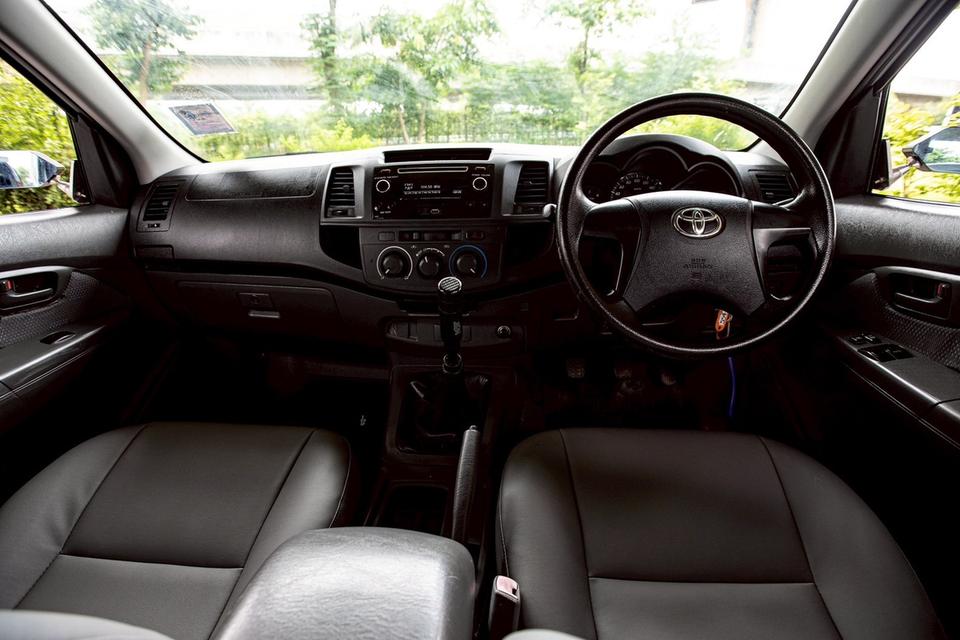 Toyota Vigo Champ SmartCab 2.5E ดีเซล เกียร์ธรรมดา ปี 2014 สีขาว 13