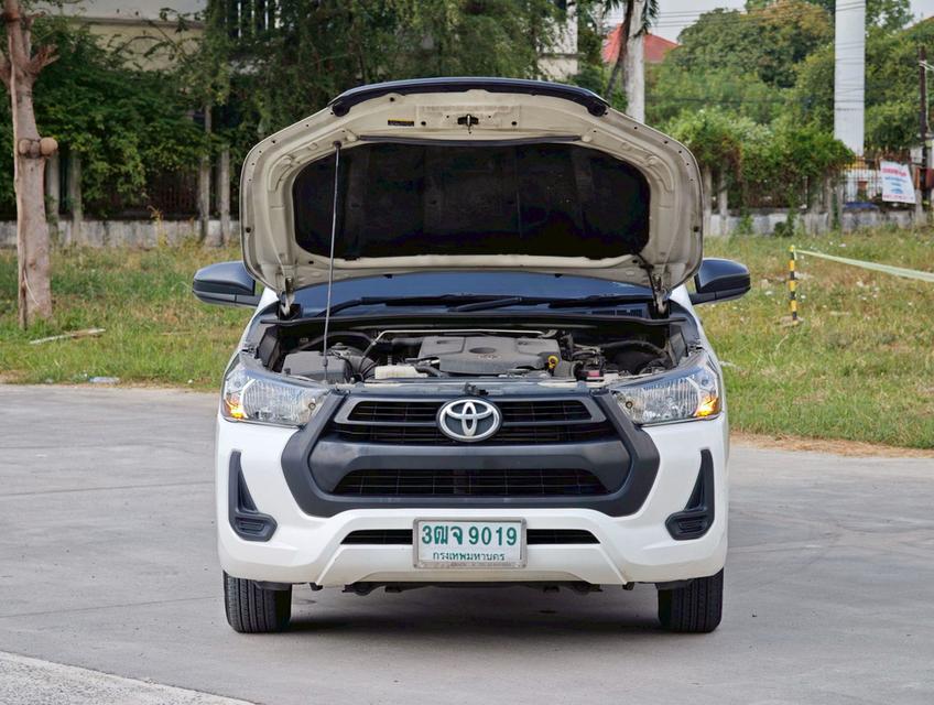 TOYOTA REVO Z-Edition Smart Cab 2.4 Entry M/T 10