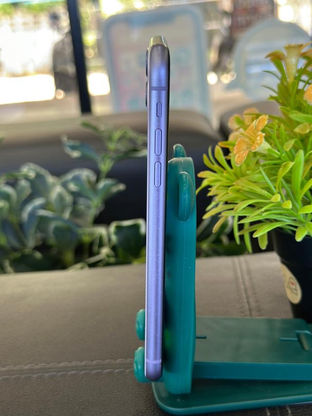 iPhone11 สีม่วง 2