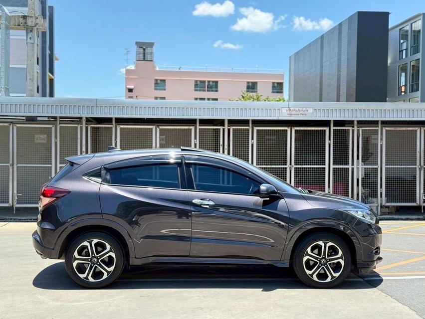 HONDA HRV 1.8EL TOP 2017 มือเดียว มีSUNROOF