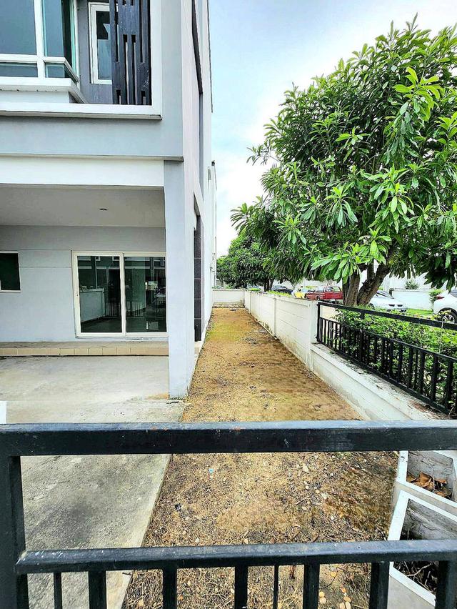 ทาวน์โฮม หมู่บ้าน The Ricco Town วัชรพล 4