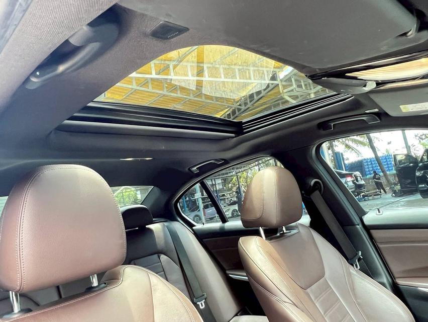 330e 2.0 M SPORT AT