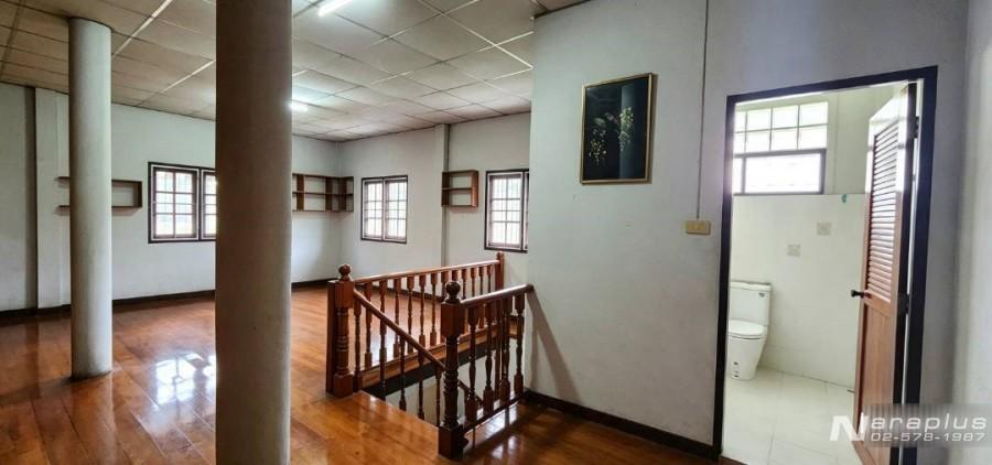 69080498 : ขายถูกบ้านเดี่ยว 2 ชั้น 4 ห้องนอน บนที่ดินขนาด 53.4 ตร.ว. ซ.ศรีโสธรตัดใหม่ 6 ในใจกลางตัวเมืองฉะเชิงเทรา ราคานี้หาไม่ได้อีกแล้ว 10