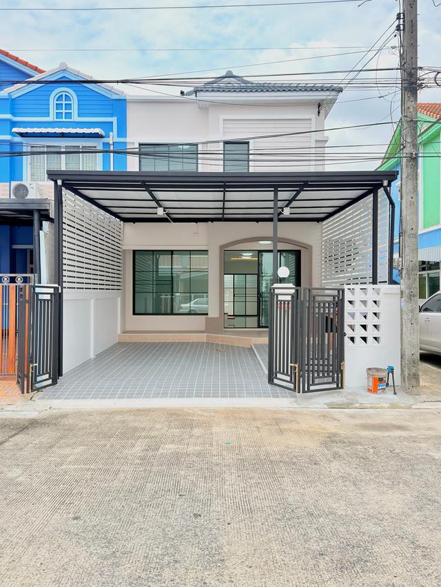 หมู่บ้านเพชรอนันต์ (หลังมุมถนนเมน) [โทรสอบถามราคา] 2