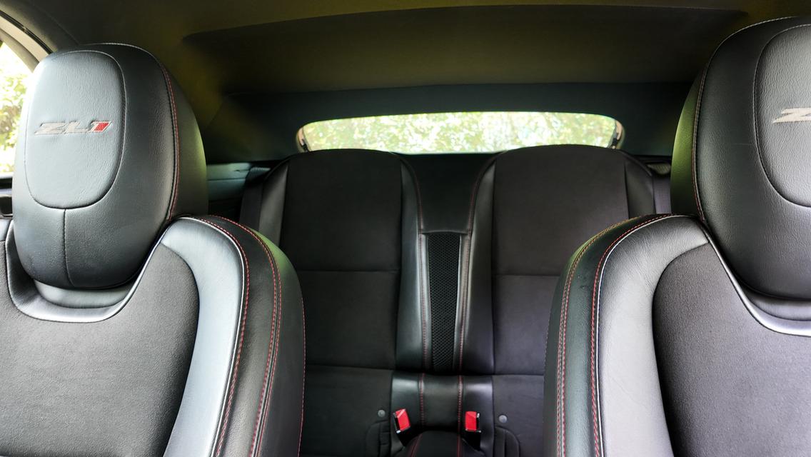 Chevrolet Camaro 6.2 Convertible ZL1 2019 สีเหลือง ราคาดี พวงมาลัยขวา หายากช้าอด รูปที่ 12