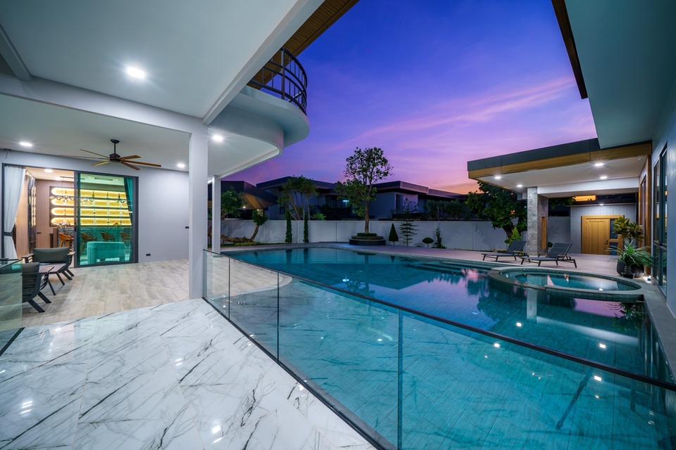 Super Luxury Villa Pattaya  6