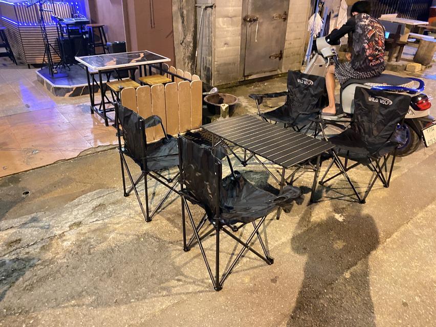 โต๊ะแคมปิ้ง