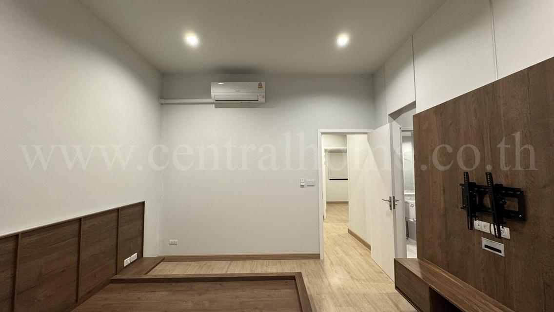 บ้านแฝด โคโม่ เบียงก้า บางนา หลังมุม ใกล้ เมกาบางนา 12