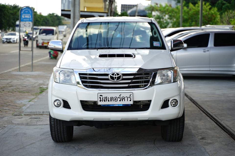 2015 TOYOTA HILUX VIGO 2.5E PRERUNNER 6