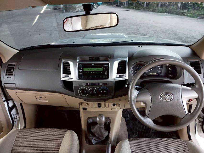 Toyota Vigo Champ Smart Cab CNG 2.5 E MT ปี 2014 12