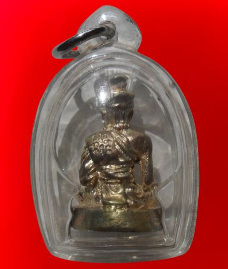 พระหล่อท้าวเวศสุวรรณเนื้อสวยค่ะ รูปที่ 10