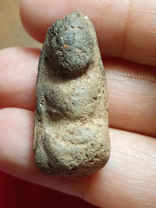 กรุถ้ำเสือสุพรรณบุรี