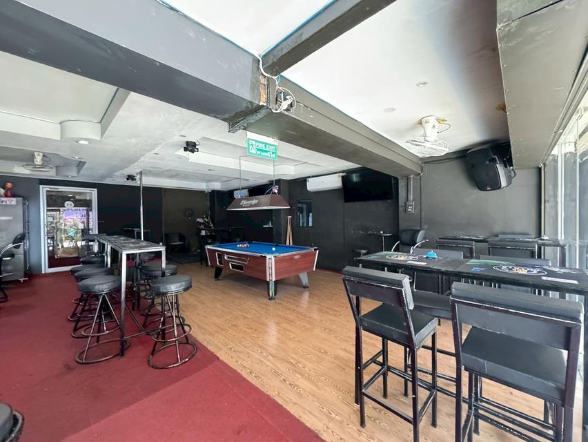 ให้เช่าตึกพาณิชย์ติดถนนหลักพัทยา จ.ชลบุรี 1