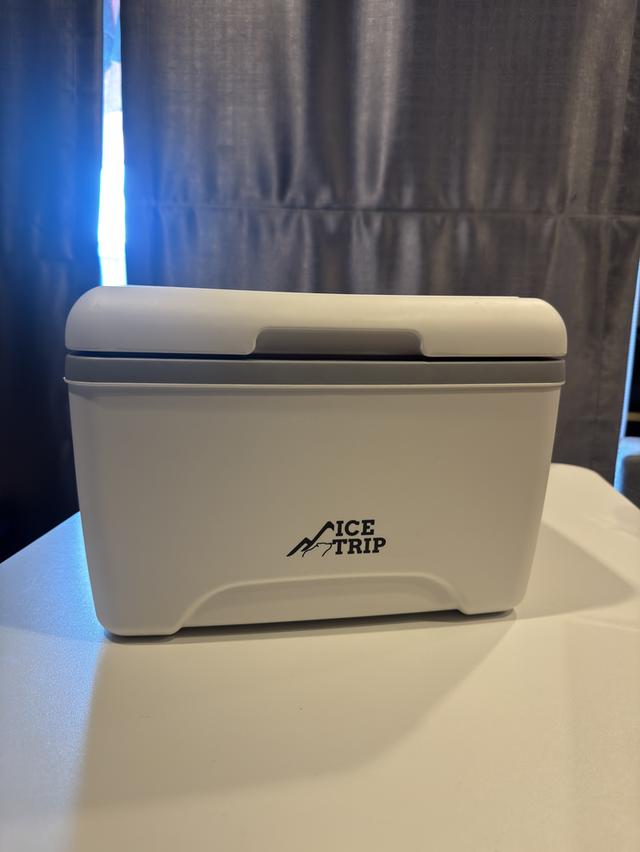 กระติกน้ำเก็บความเย็น ICE-TRIP ขนาด 8 ลิตร