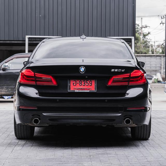 รหัสรถ 67GG2585 BMW 520d Luxury Limousine G30 ปี2017 7