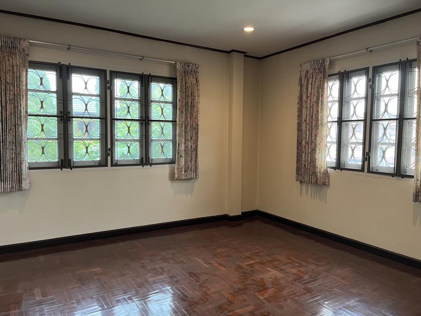 บ้านเดี่ยวสองชั้น หมู่บ้านวรารมย์ 69 11