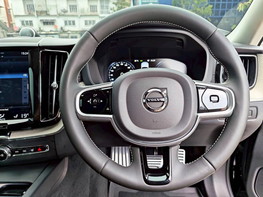 ทุกชีวิตปลอดภัยใน Volvo 31,xxx km!! มือเดียว Top Inscription น้องๆป้ายแดงครับ 😁😁 New Arrival!!♥️ Volvo XC 60 2.0 Inscription 2020 Top รูปที่ 8